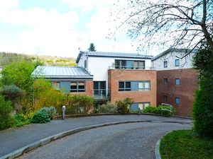 FRONT ASPECT AND DRIVEWAY- click for photo gallery